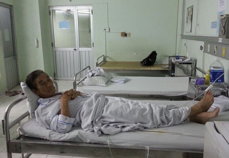 Vì quá bức xúc ông Nguyễn Sỹ Tính liên tục phải nhập viện theo dõi sức khỏe