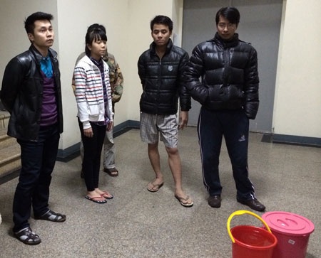 Ông Chung yêu cầu chủ đầu tư và các đơn vị phải cấp lại điện, nước ngay cho cư dân