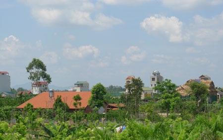 2 khu biệt thự xây trên đất V.A.C chỉ cách trụ sở UBND xã Thượng Mỗ vài trăm mét