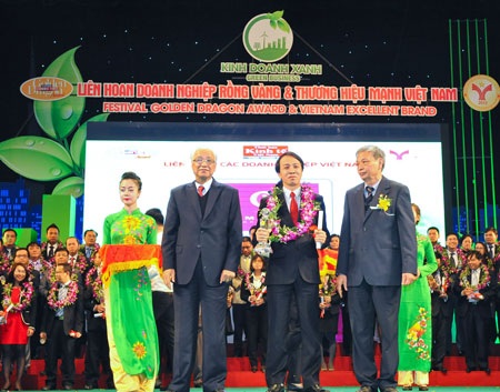 Tập đoàn Nam Cường nhiều năm lọt vào top thương hiệu mạnh Việt Nam