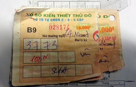 TP Hà Nội yêu cầu làm rõ “nghi án” đánh cắp bản quyền xổ số lô tô - 3 Ông Ninh cho rằng vé số lô tô của Công ty XSKT Thủ đô phát hành (màu hồng) có