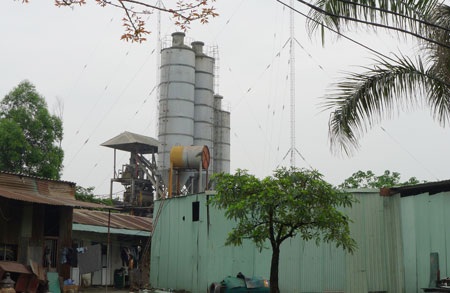 Các trạm hiên ngang hoạt động dù không được cơ quan chức năng cấp phép