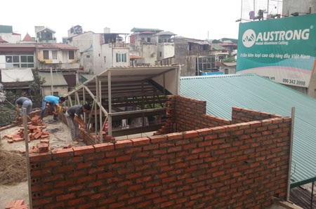 Công trình tại 309 Trường Chinh trên phần diện tích tranh chấp đã hoàn thiện tầng 2