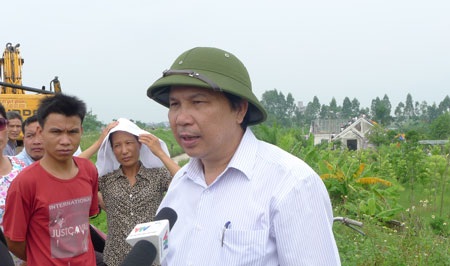 Ông Nguyễn Huy Hoàng - Chủ tịch UBND huyện Đan Phượng cho biết sẽ xem xét xử lý cán bộ vi phạm