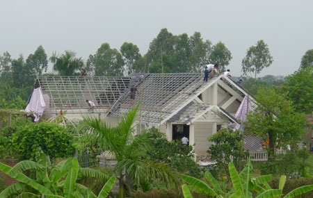 UBND huyện Đan PŨượng ra quân cưỡng chế phá dỡ các công trình vi phạm TTXD