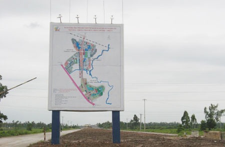 Bài 2: “Cần sớm điều tra dấu hiệu lừa đảo trong vụ bán đất “ảo” khu Thanh Hà” - 4 Dự án Thanh Hà A vẫn là một khu đất hoang vu mênh mông