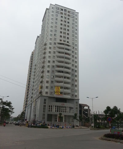Hoàn thành nghĩa vụ tài chính, cư dân CT5 Văn Khê vẫn “trắng” sổ đỏ - 1 Hàng trăm hộ dân CT5 A-B Văn Khê chưa được cấp sổ đỏ dù đã nộp đủ 100% tiền mua nhà.
