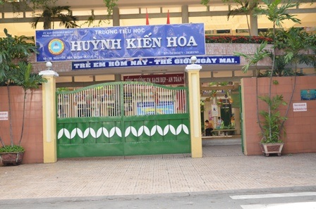  Trường Tiểu học Huỳnh Kiến Hoa nơi bé Hà theo học
