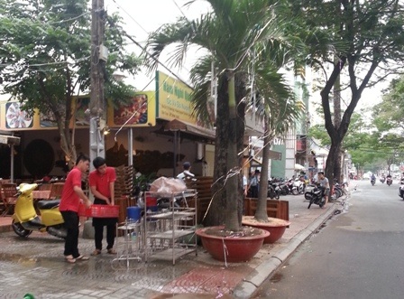 Công an vào cuộc vụ giang hồ Long “vàng” bị tạt axit - 2 Quán ăn trên đường Hàm Nghi nơi đại ca giang hồ Long vàng bị tạt