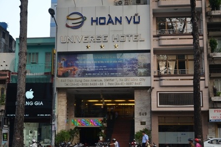 Khách sạn Hoàn Vũ 