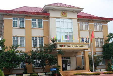 Vụ nổ súng tại Trạm CSGT Suối Tre: Lấy lời khai người "bí ẩn" - 2 Sau đó vụ nổ súng xảy ra ở Trạm CSGT Suối Tre
