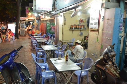 Nhiều quán nhậu ế ẩm do kẹt xe