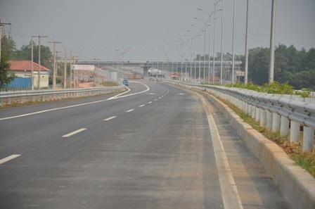 20 km đầu tiên của tuyến cao tốc TPHCM - Long Thành - Dầu Giây sắp đưa vào sử dụng