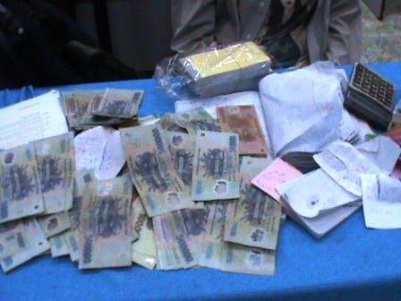 Tang vật bị công an thu giữ