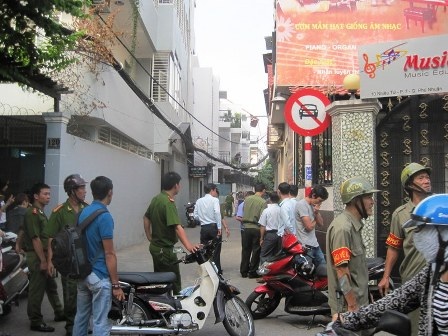 Công an phong tỏa hiện trường nghiêm ngặt