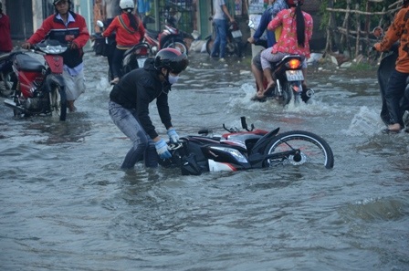 Quãng đường quen thuộc trở nên nguy hiểm