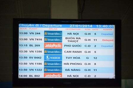 Nhiều chuyến bay bị hoãn