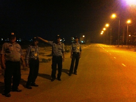 Nhóm bảo vệ tham gia vây bắt 2 tên cướp xe ôm