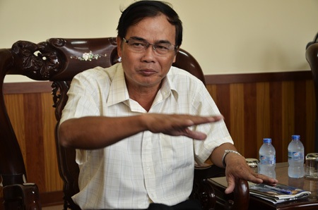 Bác sĩ Đông cho rằng kẻ bắt cóc nhận là người nhà sản phụ nên bệnh viện không biết?