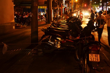 Và đều chiếm dụng vỉa hè trái phép