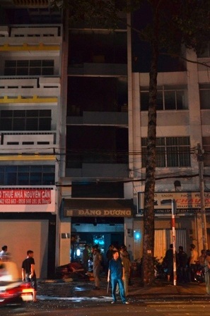 Ngoi nàh 4 tầng nơi xảy ra vụ cháy