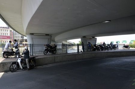 Người Sài Gòn quay cuồng trong đợt nắng nóng 39 độ C - 6 Một cách trốn nắng hiệu quả và lý tưởng