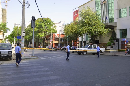 Đường Hai Bà Trưng bị phong tỏa nghiêm ngặt