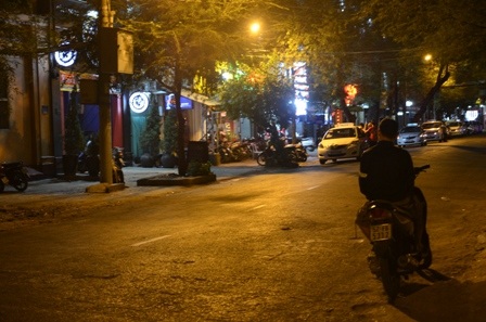 Hiện trường vụ dùng súng bắn vào nhóm Việt kiều khiến 1 người bị thương