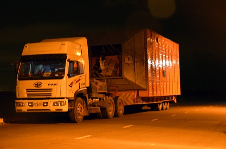 Đổi phương án xử xe quá tải, bắt giữ hàng chục xe - 7 Chiếc xe này quá tải đến gần 200%