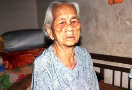 Cụ bà Võ Thị Bài một mình quật ngã tên cướp