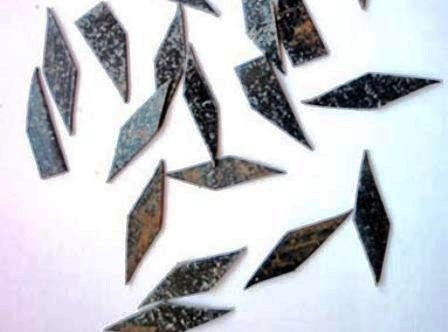 Vũ khí mà đinh tặc sử dụng để bẫy người đi đường trên quốc lộ 51