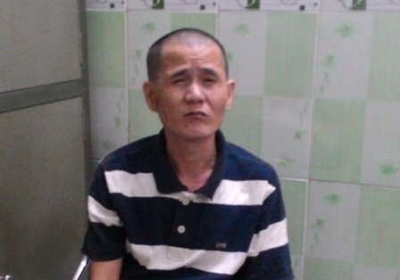 Táo tợn dùng đá đập tủ kính cướp vàng giữa ban ngày - 1 Trần Khả Lâm tại cơ quan công an
