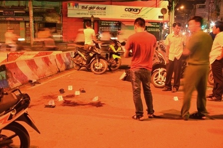 Hiện trường vụ người phát cơm từ thiện bị kẻ xin cơm đâm chết