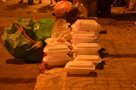 Những hộp cơm Phước phát còn dang dở