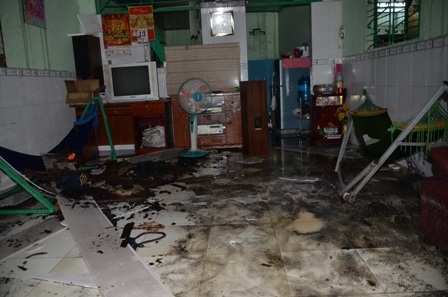 Nhiều vật dụng trong nhà bị cháy sém