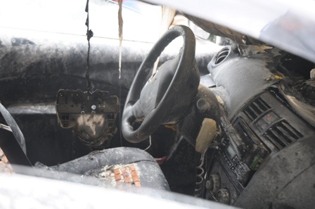 Hiện trường xe taxi bốc cháy vào sáng 9/9