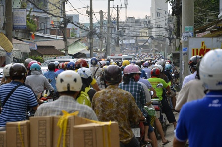 Hai cầu Ông Buông 1 và 2 được đóng cửa để xây mới vào chiều 13/9