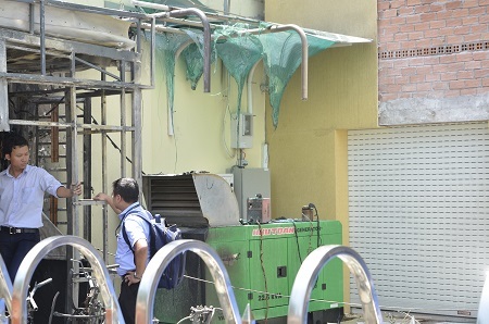 Nhiều tài sản gồm xe gắn máy, máy phát điện... bị thiêu rụi