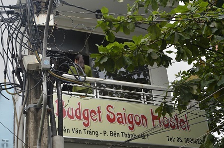 Lực lượng chức năng bắt đầu khám nghiệm hiện trường