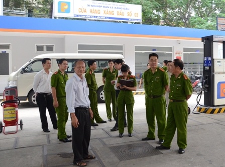 Kiểm tra công tác PCCC của các cây xăng trên địa bàn TPHCM vào sáng 24/6