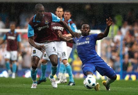 Essien dội nước lạnh vào kế hoạch chiêu mộ của Inter - 1