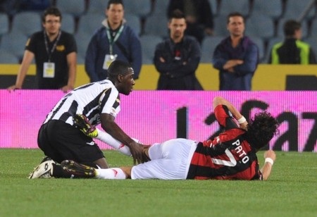 Chấn thương nặng, Pato lỡ Copa America - 1