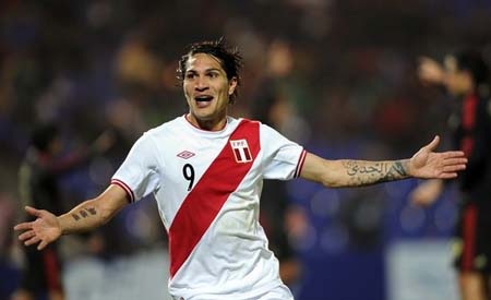 Colombia - Peru: “Pháo” Falcao đọ “pháo” Guerrero - 2 Colombia - Peru: “Pháo” Falcao đọ “pháo” Guerrero - 2