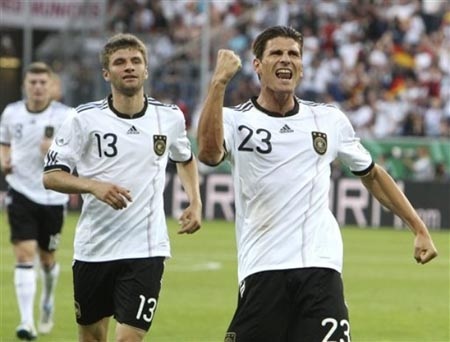 ĐT Đức nghênh chiến TNK với đội hình mạnh nhất - 1