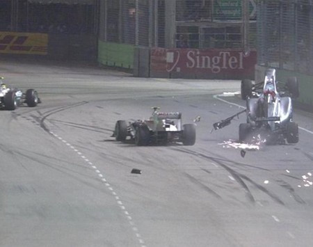 Vettel về nhất nhưng chưa thể lên ngôi VĐ - 2