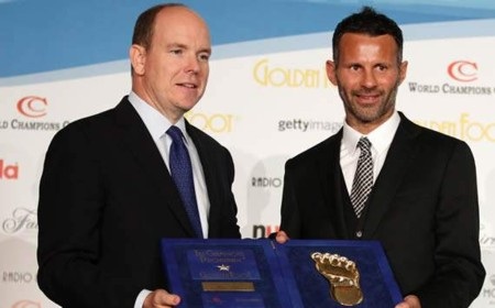 Ryan Giggs giành giải bàn chân vàng 2011 - 1 Ryan Giggs giành giải bàn chân vàng 2011 - 1