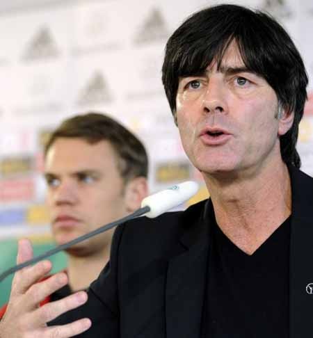 HLV ĐT Đức: “Chúng tôi không e ngại Hà Lan” - 1 HLV ĐT Đức: “Chúng tôi không e ngại Hà Lan” - 1