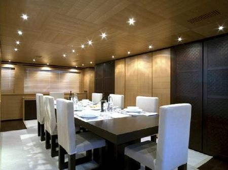 Khám phá du thuyền 600 tỷ của tín đồ đạo Phật - 6 Khám phá du thuyền 600 tỷ của tín đồ đạo Phật