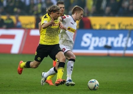 Dortmund chính thức lên ngôi vô địch Bundesliga - 2 Dortmund chính thức lên ngôi vô địch Bundesliga