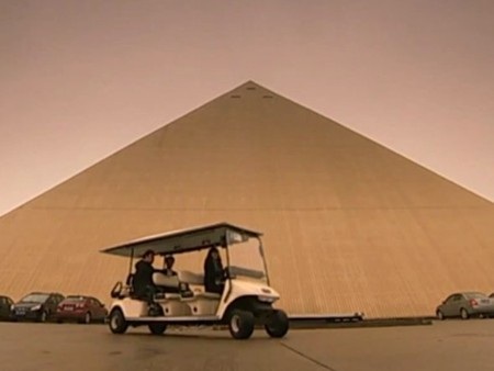 Xâm nhập cuộc sống xa hoa của các triệu phú trẻ Trung Quốc